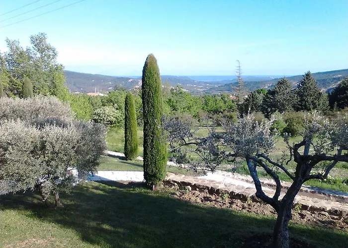 Le Grangeon Bed & Breakfast